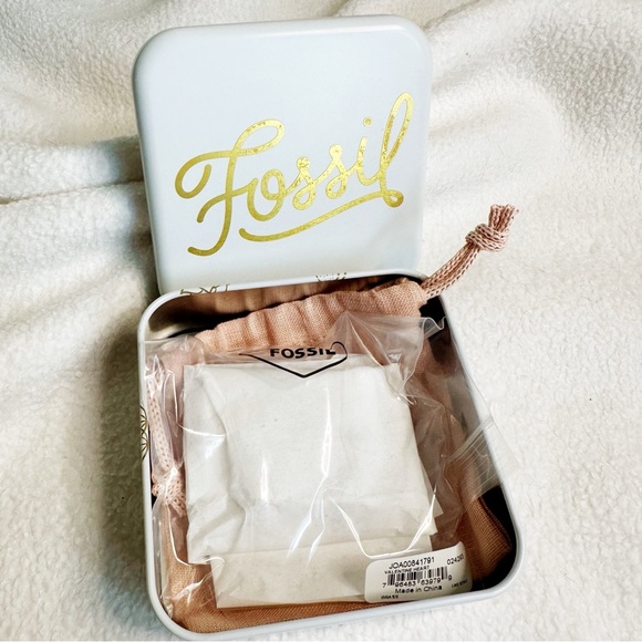 Fossil Gold Brass Tone Valentine Pink Cubic Zirconia Huggie Hoop Earrings, NWT - Picture 14 of 15